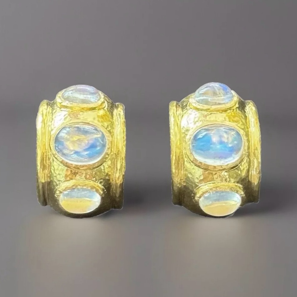 Elizabeth Locke Cabochon Moonstone Hoop Earrings with Bezel setting